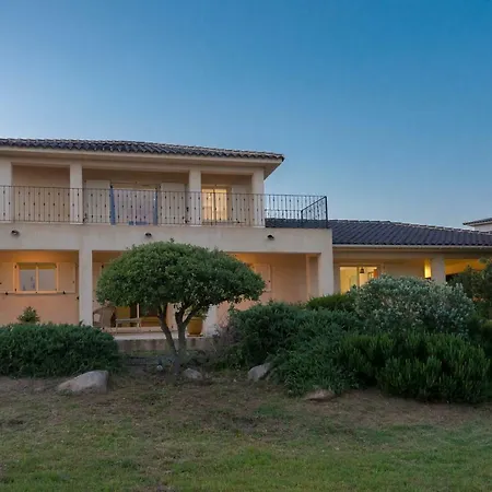Villa Bord De Avec Piscine Chauffee Pianottoli-Caldarello (Corsica)