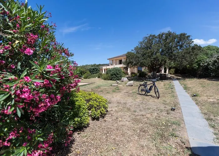 Bord De Avec Piscine Chauffee * פיאנוטולי-קלדרלו