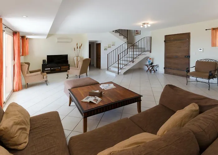 Villa Bord De Avec Piscine Chauffee Pianottoli-Caldarello (Corsica)