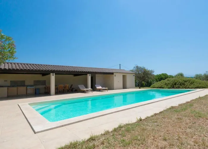 Bord De Avec Piscine Chauffee וילה *